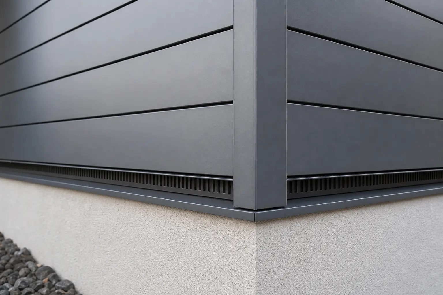 Aluminiumfassade mit sauberem Eck- und Sockelanschluss